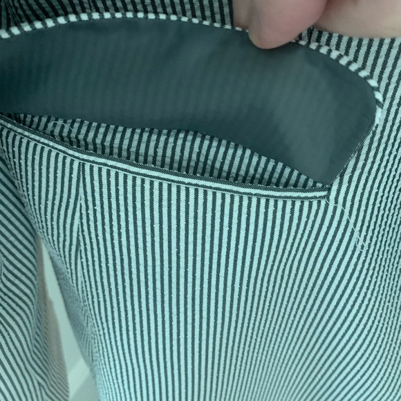 Seersucker summer pant suit - Picture 4 of 7